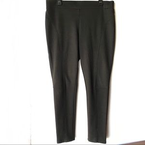 Kenneth Cole New York Black Leggings Size L.